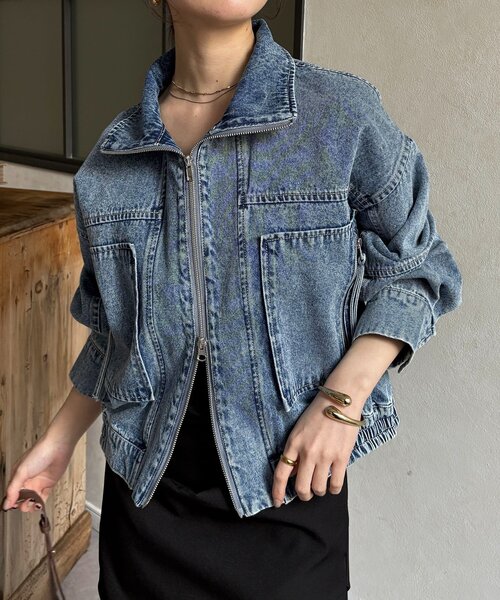 Thevon(ゼボン)の「スタンドネックステッチデニムジャケット(デニムジャケット・レディース・ブルー/ブラック/サックスブルー・FREE)」の3枚目の写真