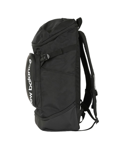 NEW BALANCE(ニューバランス)の「トップローディングバックパック40L(バックパック/リュック・メンズ・ブラック×ゴールド/ブラック×ホワイト・ONE SIZE)」の17枚目の写真