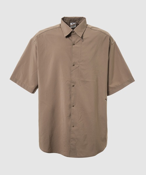 PUMA(プーマ)の「OVERSIZED SS SHIRT(シャツ/ブラウス・メンズ・グリーン系その他/ベージュ系その他/ブラック/ブラウン系その他・M)」の2枚目の写真