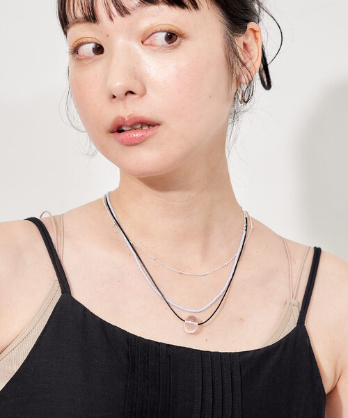 FREAK'S STORE（フリークスストア）の「マルチウェイ レイヤーネックレス/ビーズネックレス/ペンダントネックレス（ネックレス・レディース・ブルー/オフホワイト・ONE SIZE）」の6枚目の写真