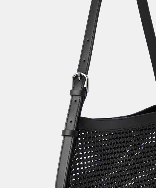 MUSINSA STANDARD WOMAN（ムシンサスタンダードウーマン）の「ウィメンズネットウィービングショルダーバッグ[ブラック]（ショルダーバッグ・レディース・その他・FREE）」の6枚目の写真