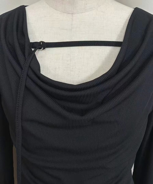 Kuroba(クロバ)の「ドレープデザインリブ編みトップス(Tシャツ/カットソー・レディース・ライトブルー/ブラック/オフホワイト・FREE)」の18枚目の写真