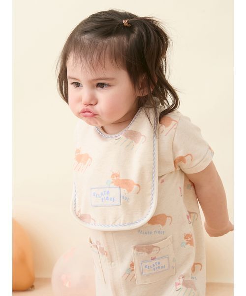 gelato pique(ジェラートピケ)の「【BABY】シーサイドキャット柄スタイ(スタイ/よだれかけ・キッズ・ピンク/オートミール・F)」の4枚目の写真