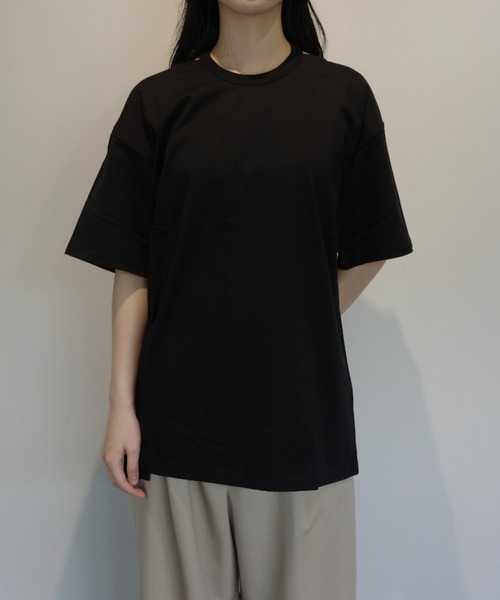 CLANE（クラネ）の「CLANE W FACE NOTCHED RIB OVER TOPS（Tシャツ/カットソー・レディース・ホワイト/ブラック・FREE）」の2枚目の写真