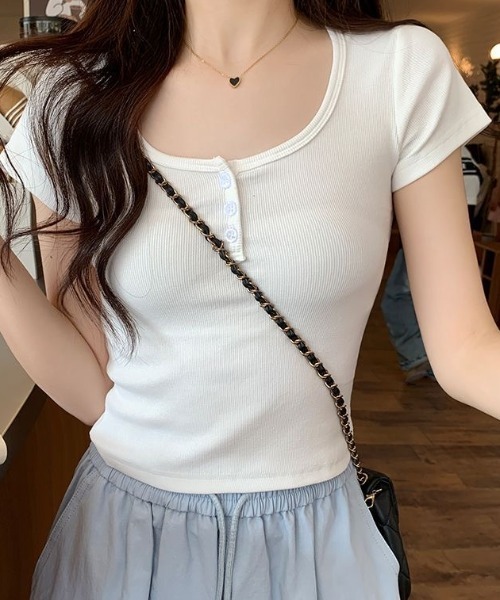 lulufa(ルルファ)の「ヘンリーネックTシャツ 半袖 リブ ベーシックT(Tシャツ/カットソー・レディース・ホワイト/ブラック/グレー・FREE)」の2枚目の写真
