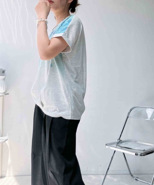 AS KNOW AS plus(アズノゥアズプラス)の「〇袖ロールアップ タック入りアートTシャツ(Tシャツ/カットソー・レディース・ホワイト系/ホワイト系1/オートミール/ホワイト系その他・FREE)」の13枚目の写真