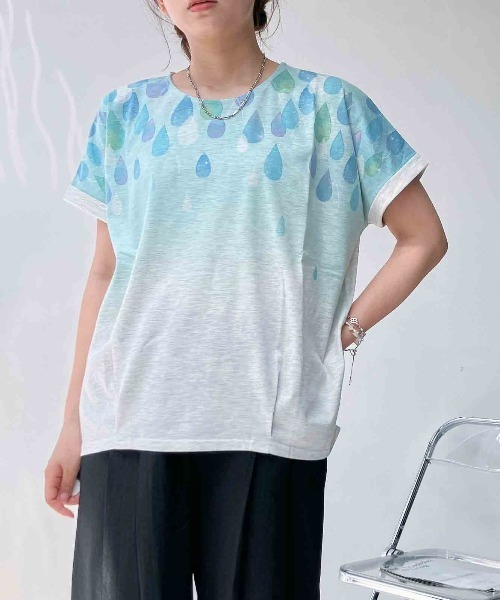 AS KNOW AS plus(アズノゥアズプラス)の「〇袖ロールアップ タック入りアートTシャツ(Tシャツ/カットソー・レディース・ホワイト系/ホワイト系1/オートミール/ホワイト系その他・FREE)」の12枚目の写真