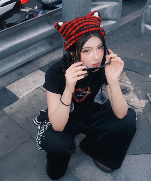 lilful(リルフル)の「【26年春夏新作】フロントハートロゴコンパクト半袖Tシャツ(Tシャツ/カットソー・レディース・ブラック・M/S)」の4枚目の写真
