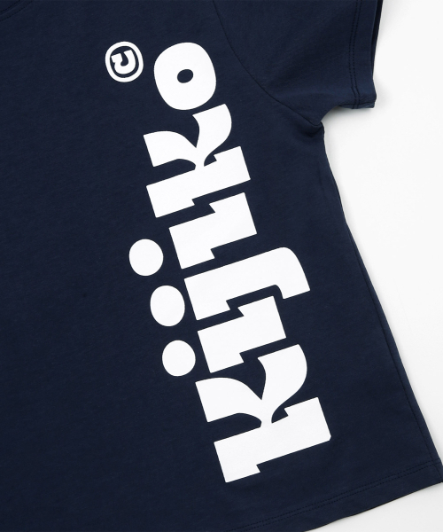 KIJIKO(キジコ)の「ke406. Kijiko Big Logo Semi-Crop Tee Navy(Tシャツ/カットソー・レディース・ネイビー・FREE)」の7枚目の写真