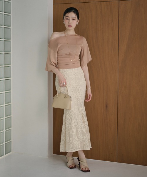 LAULEN(ローレン)の「side gather open neck knit /サイドギャザーオープンネックニット(ニット/セーター・レディース・カーキ/イエロー/ピンク/ブラック・FREE)」の14枚目の写真