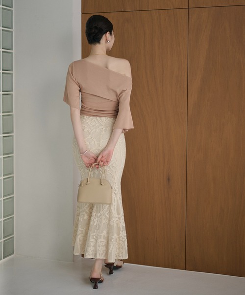 LAULEN(ローレン)の「side gather open neck knit /サイドギャザーオープンネックニット(ニット/セーター・レディース・カーキ/イエロー/ピンク/ブラック・FREE)」の12枚目の写真