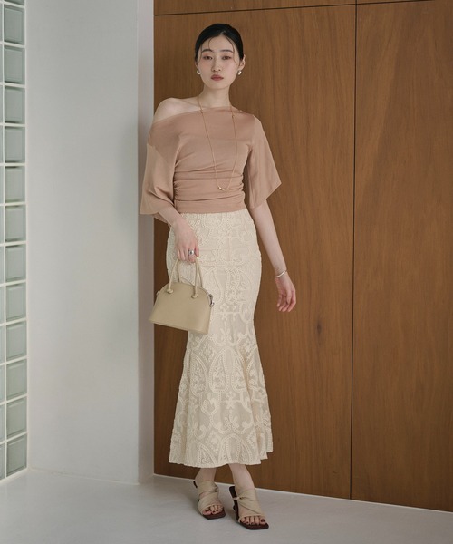 LAULEN(ローレン)の「side gather open neck knit /サイドギャザーオープンネックニット(ニット/セーター・レディース・カーキ/イエロー/ピンク/ブラック・FREE)」の11枚目の写真
