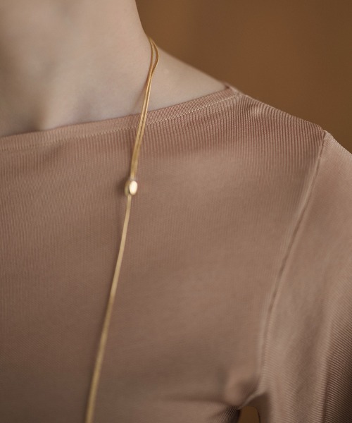 LAULEN(ローレン)の「side gather open neck knit /サイドギャザーオープンネックニット(ニット/セーター・レディース・カーキ/イエロー/ピンク/ブラック・FREE)」の8枚目の写真