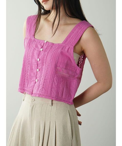 FIKA.(フィーカ)の「Cotton lace bustier(シャツ/ブラウス・レディース・ブラック/ピンク系その他2/オフホワイト・MEDIUM)」の4枚目の写真