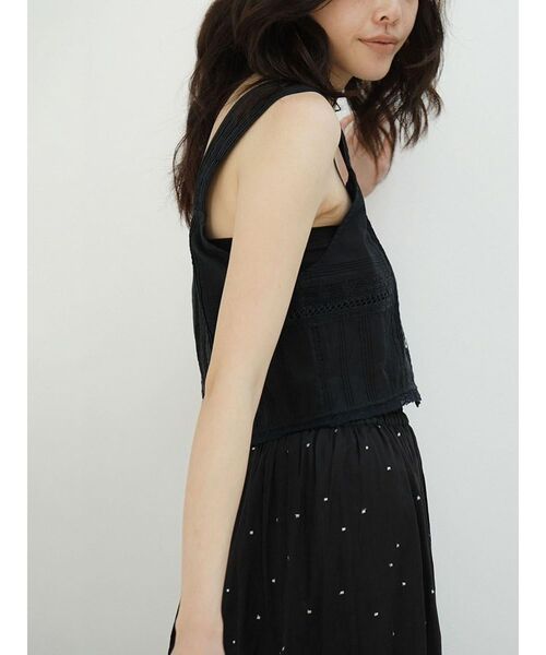 FIKA.(フィーカ)の「Cotton lace bustier(シャツ/ブラウス・レディース・ブラック/ピンク系その他2/オフホワイト・MEDIUM)」の18枚目の写真