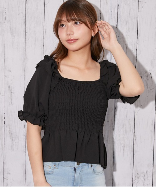 GORGE(ゴージ)の「無地フリルシャーリングブラウス(シャツ/ブラウス・レディース・グレイッシュベージュ/ブラック/アイボリー・F)」の12枚目の写真