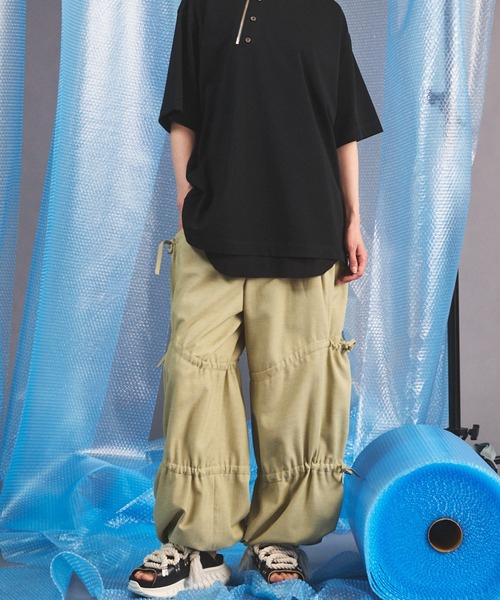 MAISON SPECIAL(メゾンスペシャル)の「《UNISEX》Cavalry Twills Prime-Wide Gathered Tiered Pants/キャバルリーツイルプライムワイドギャザーティアードパンツ【MAISON SPECIAL/メゾンスペシャル】(その他パンツ・メンズ・ベージュ/ブラック/グレイッシュベージュ・0/1/2)」の13枚目の写真