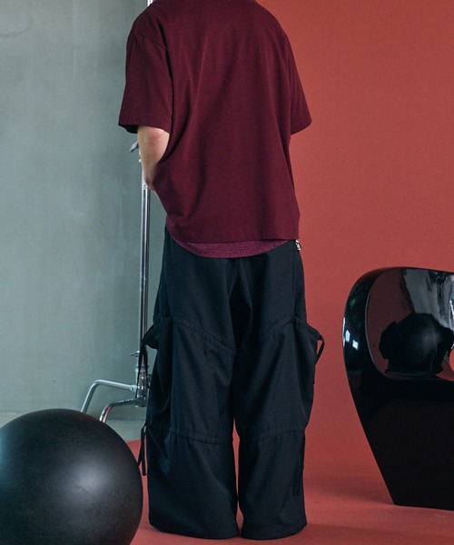 MAISON SPECIAL(メゾンスペシャル)の「《UNISEX》Cavalry Twills Prime-Wide Gathered Tiered Pants/キャバルリーツイルプライムワイドギャザーティアードパンツ【MAISON SPECIAL/メゾンスペシャル】(その他パンツ・メンズ・ベージュ/ブラック/グレイッシュベージュ・0/1/2)」の12枚目の写真