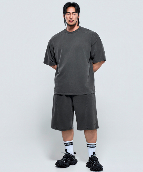 PHYSICAL GARMENTS（フィジカルガーメンツ）の「P2632 ピッグダイング 切り替え アドショルダーフィット 半袖 [チャコール]（Tシャツ/カットソー・メンズ・チャコール・X-LARGE/MEDIUM/LARGE/XX-LARGE）」の4枚目の写真