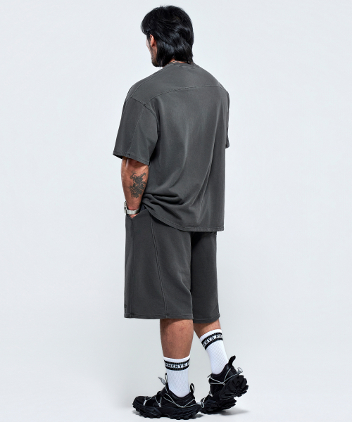 PHYSICAL GARMENTS（フィジカルガーメンツ）の「P2632 ピッグダイング 切り替え アドショルダーフィット 半袖 [チャコール]（Tシャツ/カットソー・メンズ・チャコール・X-LARGE/MEDIUM/LARGE/XX-LARGE）」の5枚目の写真