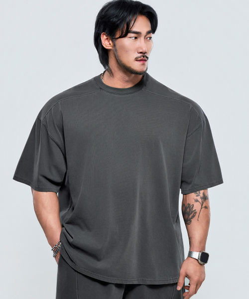 PHYSICAL GARMENTS（フィジカルガーメンツ）の「P2632 ピッグダイング 切り替え アドショルダーフィット 半袖 [チャコール]（Tシャツ/カットソー・メンズ・チャコール・X-LARGE/MEDIUM/LARGE/XX-LARGE）」の8枚目の写真
