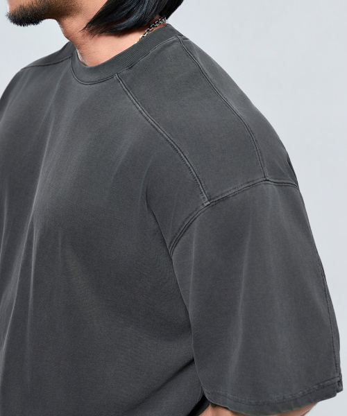 PHYSICAL GARMENTS（フィジカルガーメンツ）の「P2632 ピッグダイング 切り替え アドショルダーフィット 半袖 [チャコール]（Tシャツ/カットソー・メンズ・チャコール・X-LARGE/MEDIUM/LARGE/XX-LARGE）」の13枚目の写真