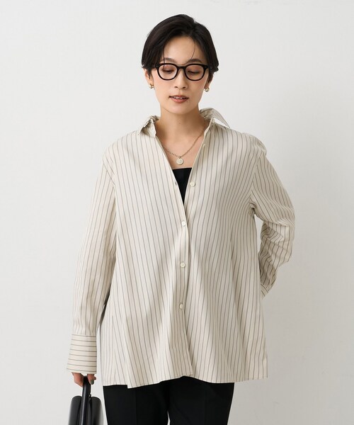 UNTITLED（アンタイトル）の「【コットン100／洗える】コットンブロードAラインシャツ（シャツ/ブラウス・レディース・オフホワイト/ブラック系2/ベージュ系その他5・04/02/00/44/48）」の14枚目の写真