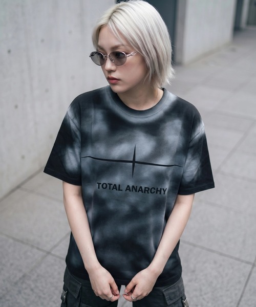 A'gem(エージェム)の「A'GEM/9 × .kom 『A'gem/エージェム』タイダイプリントTシャツ(Tシャツ/カットソー・メンズ・ピンク/ホワイト/ブラック・FREE)」の6枚目の写真
