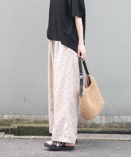 ITEMS URBANRESEARCH(アイテムズ アーバンリサーチ)の「REFINED LINEN イージーパンツ(その他パンツ・レディース・ブラウン/ドット/ブラック/パープル系その他・FREE)」の5枚目の写真