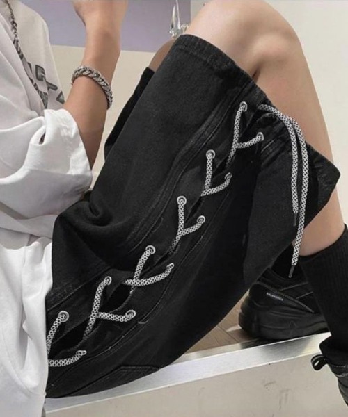 AsaAura(アサオーラ)の「レースアップハーフデニムパンツメンズ夏服(その他パンツ・メンズ・ブラック/サックスブルー・M/L)」の13枚目の写真