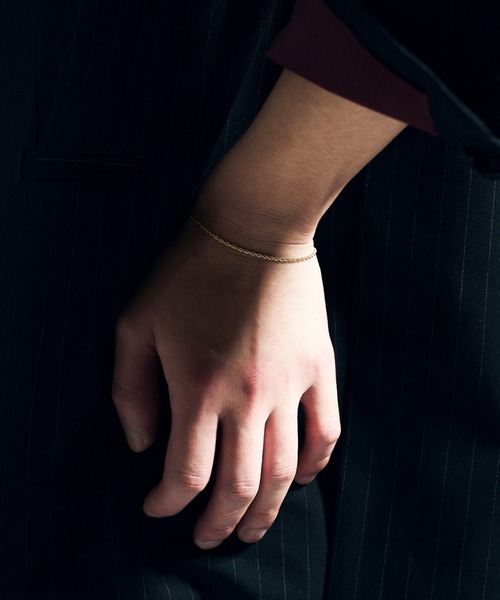 CAMPHOR WOOD(カンファーウッド)の「SILVER 925 TWIST CHAIN BRACELET / シルバー925ツイストチェーンブレスレット(ブレスレット・メンズ・ゴールド/シルバー・フリー)」の14枚目の写真