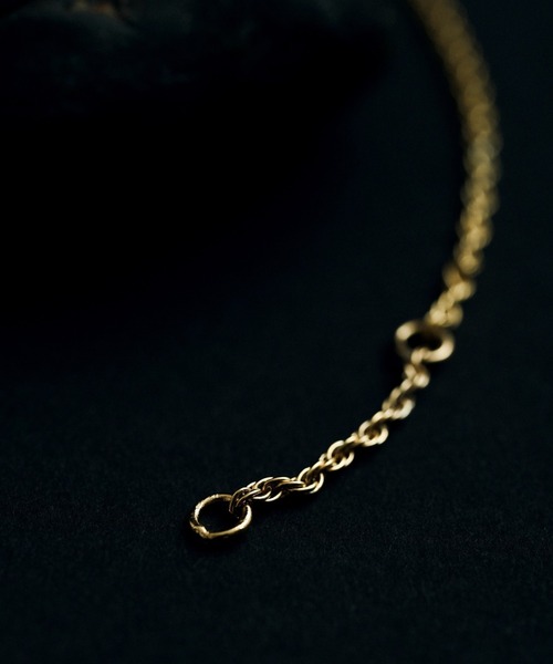 CAMPHOR WOOD(カンファーウッド)の「SILVER 925 TWIST CHAIN BRACELET / シルバー925ツイストチェーンブレスレット(ブレスレット・メンズ・ゴールド/シルバー・フリー)」の17枚目の写真