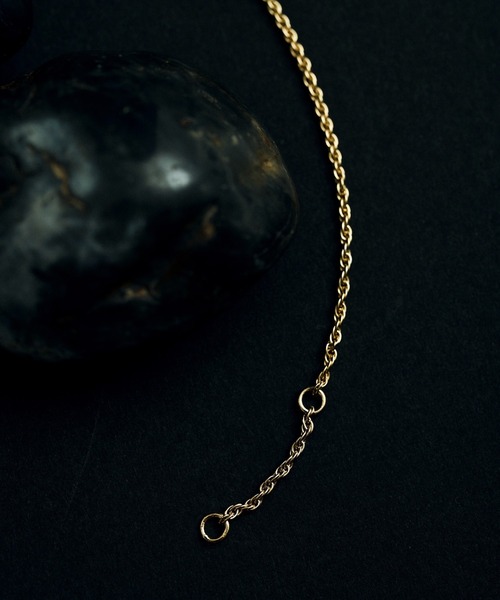 CAMPHOR WOOD(カンファーウッド)の「SILVER 925 TWIST CHAIN BRACELET / シルバー925ツイストチェーンブレスレット(ブレスレット・メンズ・ゴールド/シルバー・フリー)」の18枚目の写真