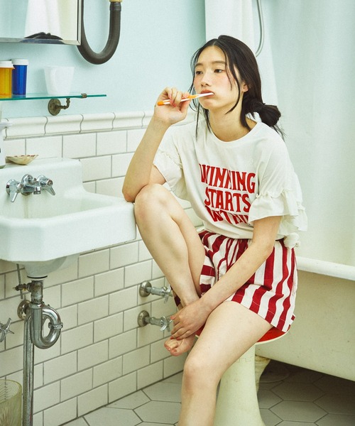Kappa(カッパ)の「水陸両用フリル半袖Tシャツ(Tシャツ/カットソー・レディース・ブルー/ブラック/オフホワイト・LARGE/X-LARGE/MEDIUM)」の22枚目の写真