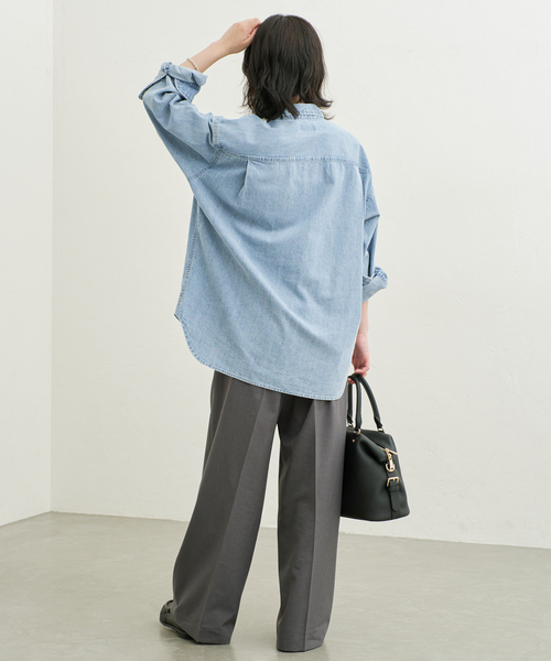 SLOBE IENA(スローブイエナ)の「《シリーズあり/》LEDENIM NOUVEAU BDU デニムシャツ(シャツ/ブラウス・レディース・ネイビー/スカイブルー・FREE)」の16枚目の写真