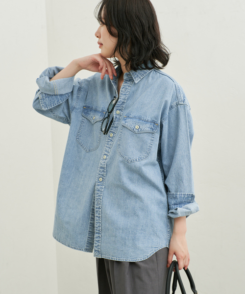 SLOBE IENA(スローブイエナ)の「《シリーズあり/》LEDENIM NOUVEAU BDU デニムシャツ(シャツ/ブラウス・レディース・ネイビー/スカイブルー・FREE)」の13枚目の写真