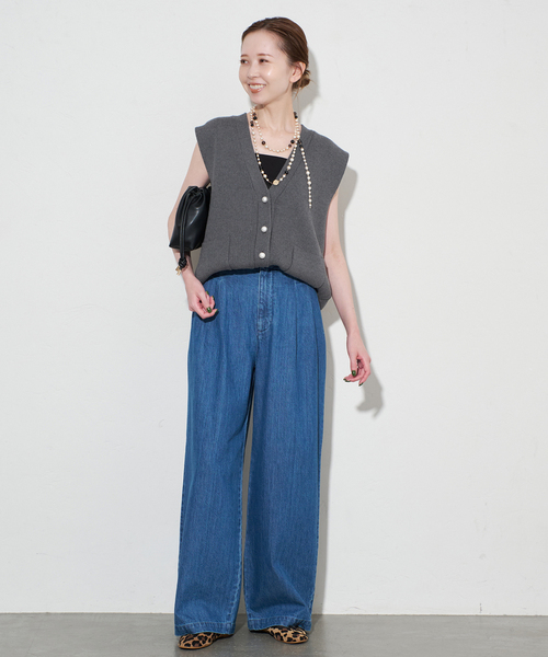 SLOBE IENA（スローブイエナ）の「《WEB限定カラーあり/追加》パールニットベスト（ベスト・レディース・ブラック/チャコールグレー/ネイビー・FREE）」の16枚目の写真