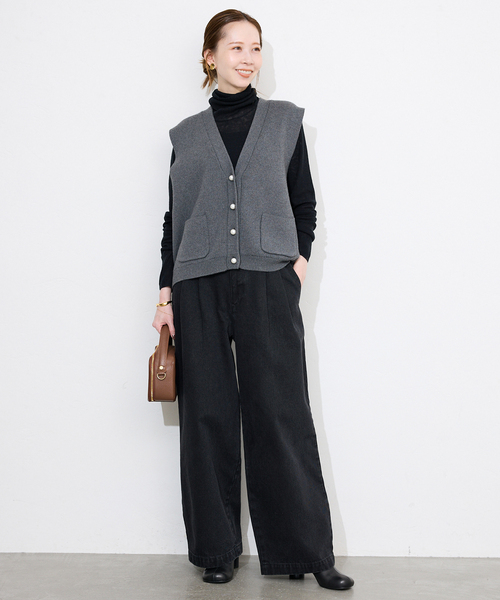 SLOBE IENA（スローブイエナ）の「《WEB限定カラーあり/追加》パールニットベスト（ベスト・レディース・ブラック/チャコールグレー/ネイビー・FREE）」の19枚目の写真