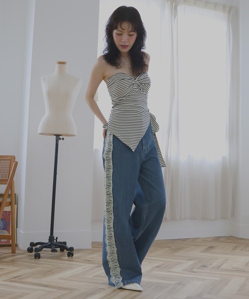 Mili affinity(ミリアフィニティー)の「サイドレースデニムワイドパンツ(デニムパンツ・レディース・ブルー/ブラック/ライトブルー・SMALL/MEDIUM)」の13枚目の写真