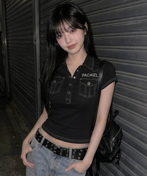 .KOM（ドットコム）の「A'GEM/9 × .kom 『.KOM/ドットケーオーエム』STITCH POCKET POLO TEE/ステッチポケットポロTシャツ（その他トップス・レディース・ブラック/ホワイト・M）」の6枚目の写真
