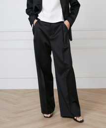 TWシルクストレッチ タックワイドパンツ《la veille by SUPERIOR CLOSET》