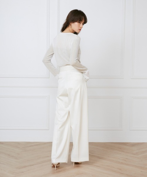 INED(イネド)の「TWシルクストレッチ タックワイドパンツ《la veille by SUPERIOR CLOSET》(その他パンツ・レディース・ネイビー・9号)」の4枚目の写真