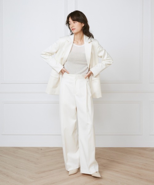 INED(イネド)の「TWシルクストレッチ タックワイドパンツ《la veille by SUPERIOR CLOSET》(その他パンツ・レディース・ネイビー・9号)」の6枚目の写真