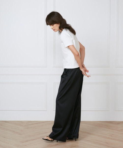 INED(イネド)の「TWシルクストレッチ タックワイドパンツ《la veille by SUPERIOR CLOSET》(その他パンツ・レディース・ネイビー・9号)」の10枚目の写真