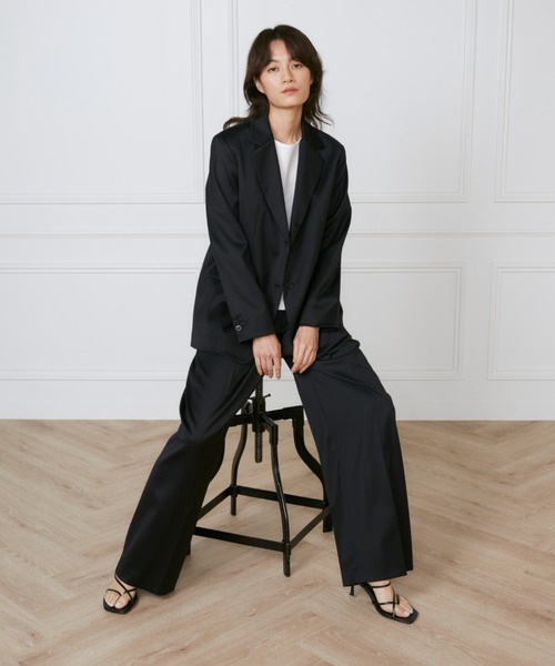 INED(イネド)の「TWシルクストレッチ タックワイドパンツ《la veille by SUPERIOR CLOSET》(その他パンツ・レディース・ネイビー・9号)」の16枚目の写真