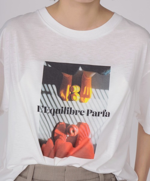 DRESSLAVE(ドレスレイブ)の「perfect balance Tshirt(パーフェクトバランスTシャツ)(Tシャツ/カットソー・レディース・ホワイト/ベージュ・38)」の9枚目の写真