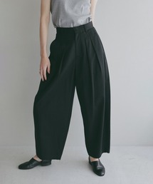 TUCK BARREL PANTS