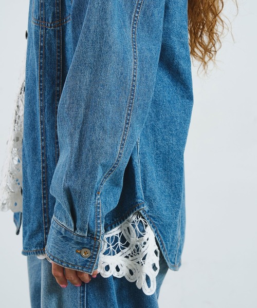 ROSE BUD(ローズバッド)の「CREOLME/DENIM L/S SHIRT(シャツ/ブラウス・レディース・ライトインディゴブルー/ブラック・ONE SIZE)」の12枚目の写真
