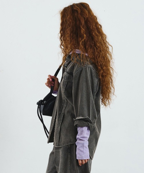 ROSE BUD(ローズバッド)の「CREOLME/DENIM L/S SHIRT(シャツ/ブラウス・レディース・ライトインディゴブルー/ブラック・ONE SIZE)」の16枚目の写真