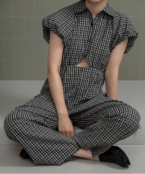 lawgy(ラウジー)の「check mini puff sleeve allinone / チェックミニパフスリーブオールインワン(つなぎ/オールインワン・レディース・チェック・FREE)」の8枚目の写真
